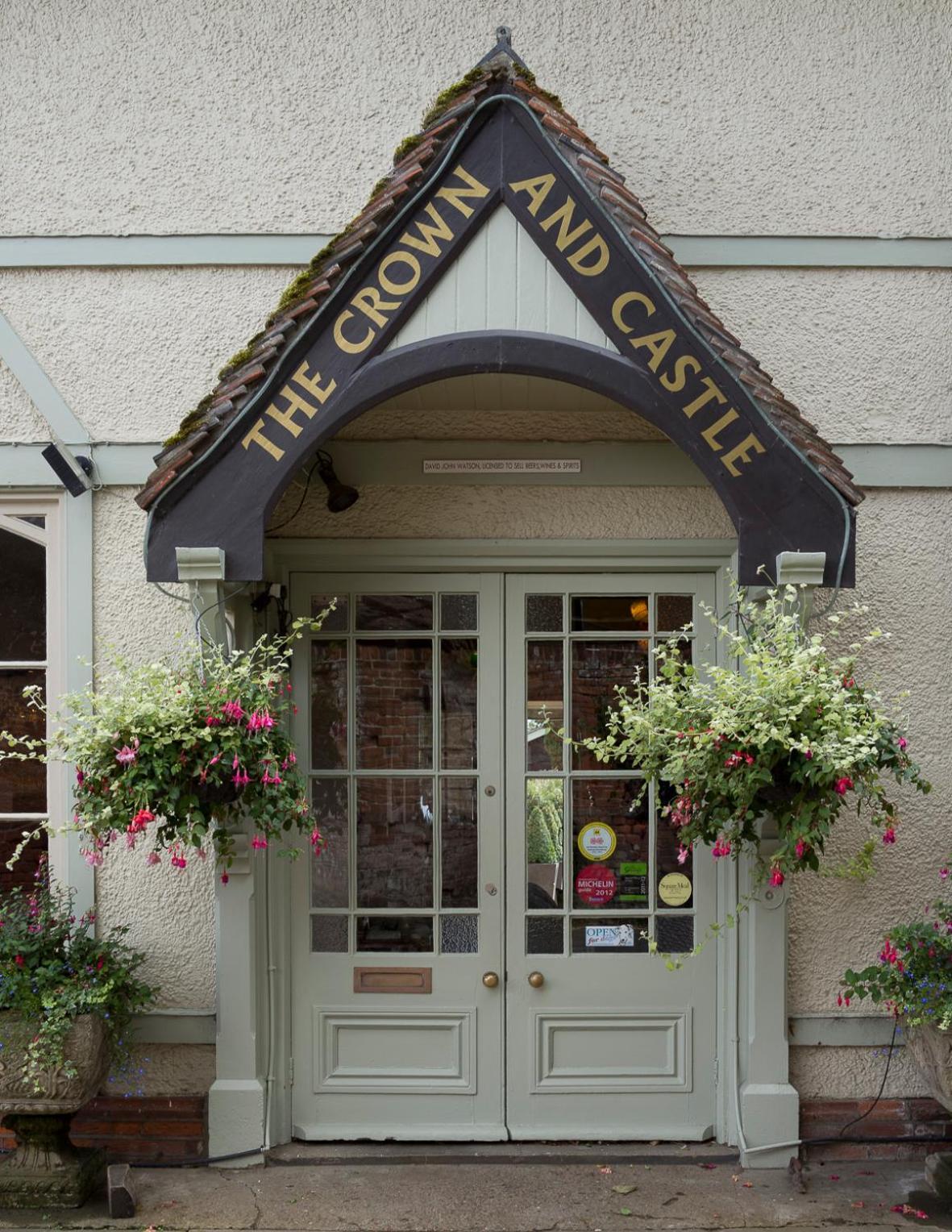 Crown And Castle 호텔 오퍼드 외부 사진